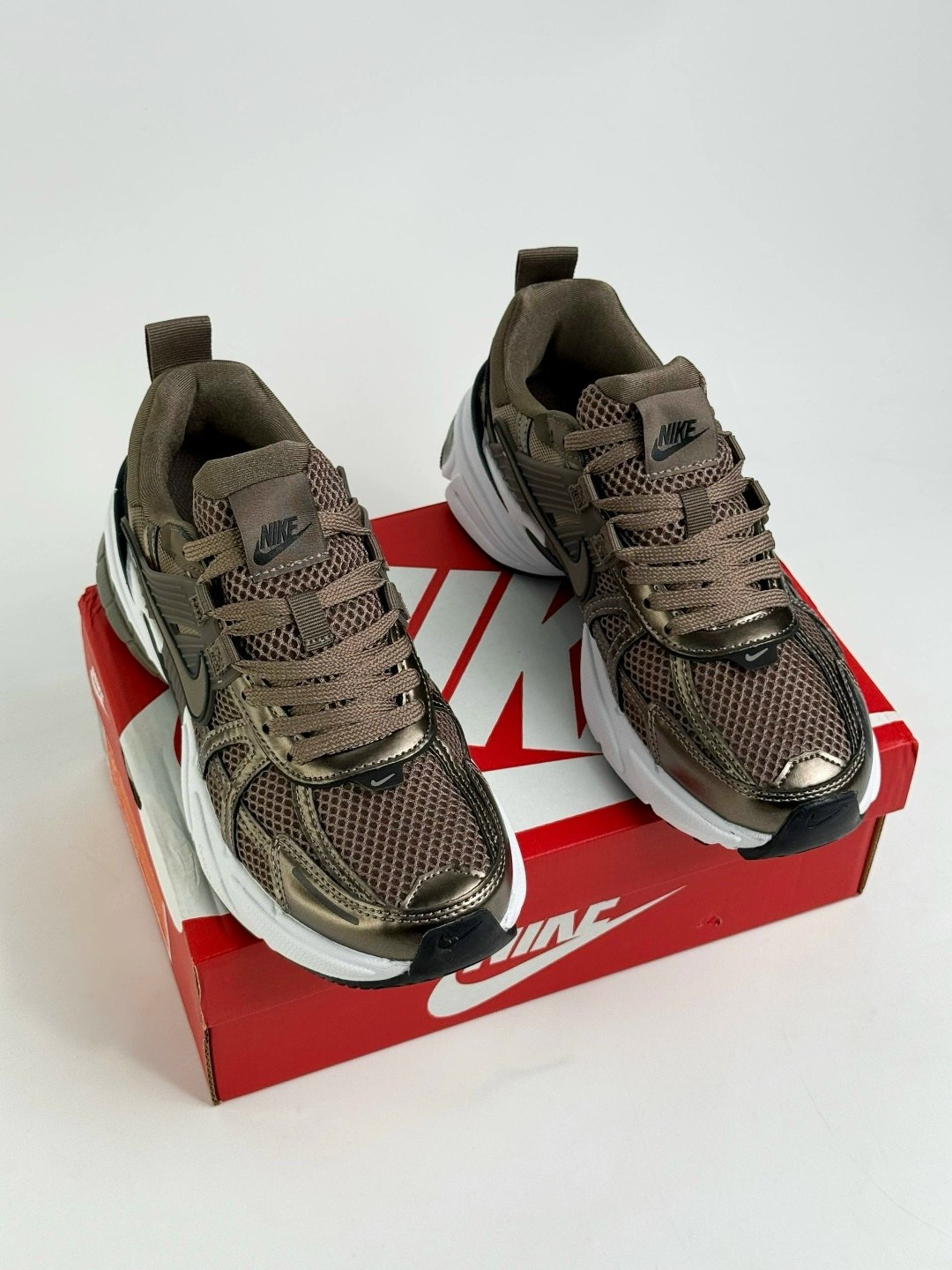 кроссовки nike,кроссовки nike v 2 k run,женские повседневные кроссовки nike v2k run коричневый,женские кроссовки nike,женские кроссовки
