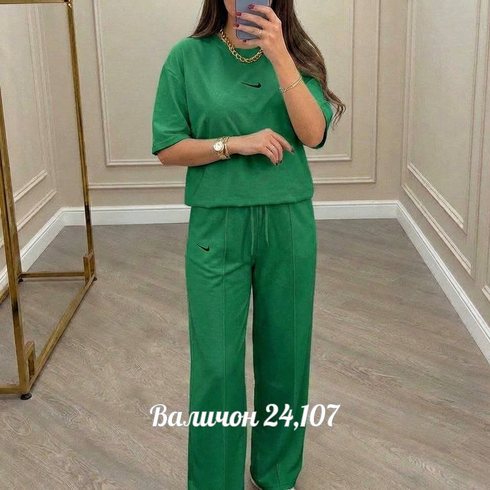 женский спортивный костюм adidas,костюм женский,костюм спортивный женский,спортивный костюм,костюм адидас