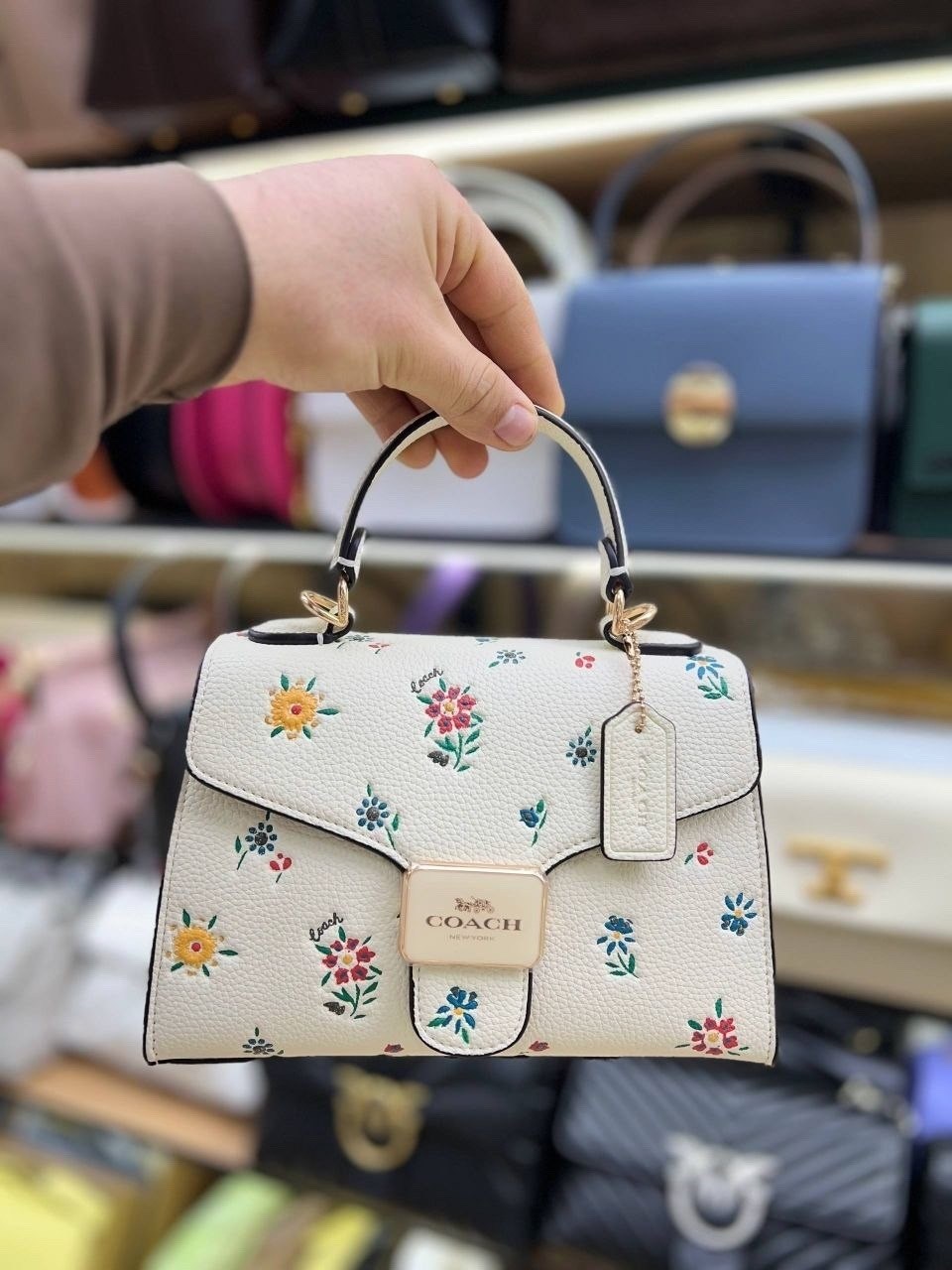 женская сумка coach,сумка coach,сумка на плечо coach,сумка,женская сумка в стиле coach