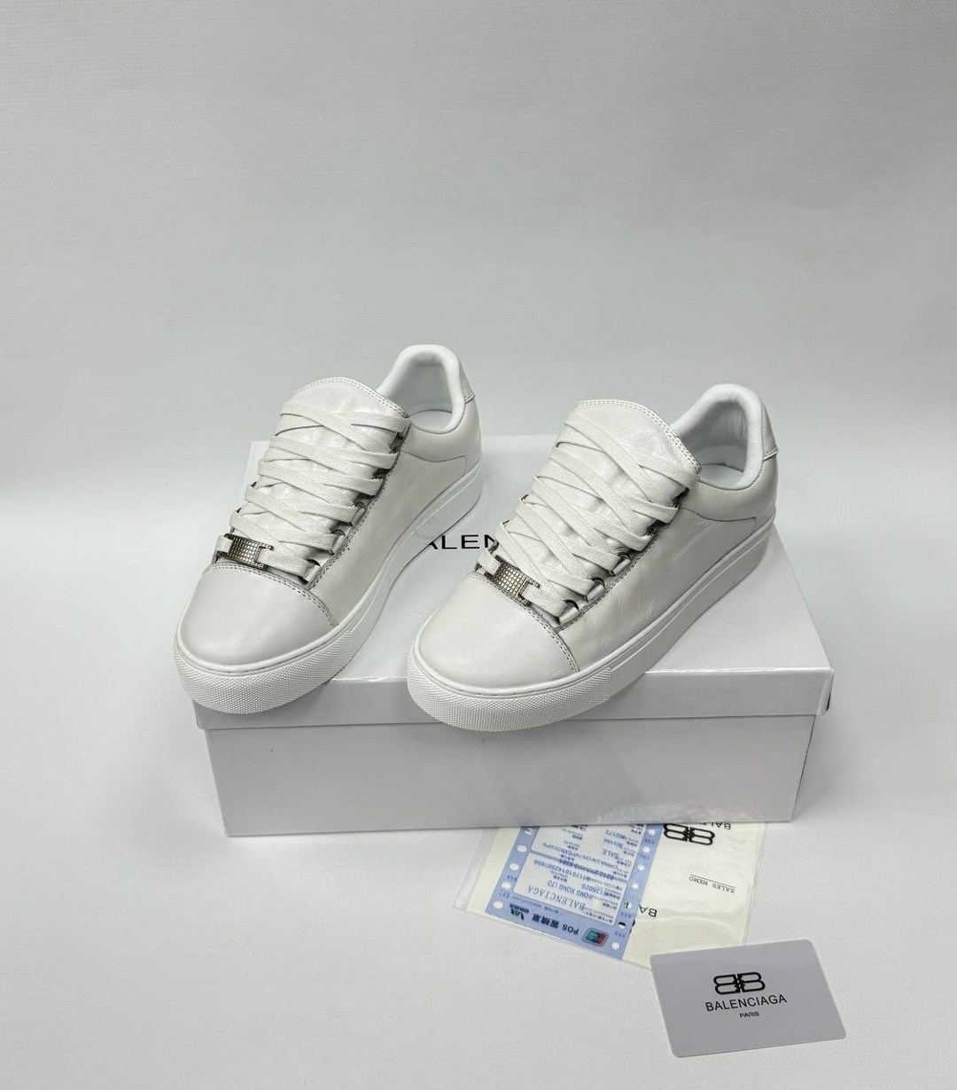 ,кроссовки женские alexander mcqueen,кеды прада женские,кеды alexander mcqueen,женские кожаные кроссовки dolce&gabbana portofino белые