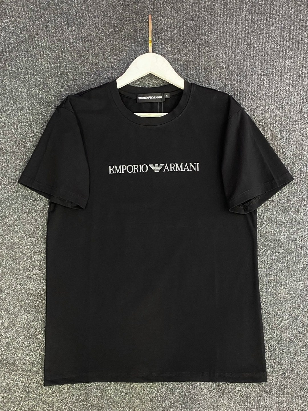 emporio armani футболка,мужские футболки emporio armani,футболка emporio armani черный,футболка emporio,футболка с логотипом emporio armani