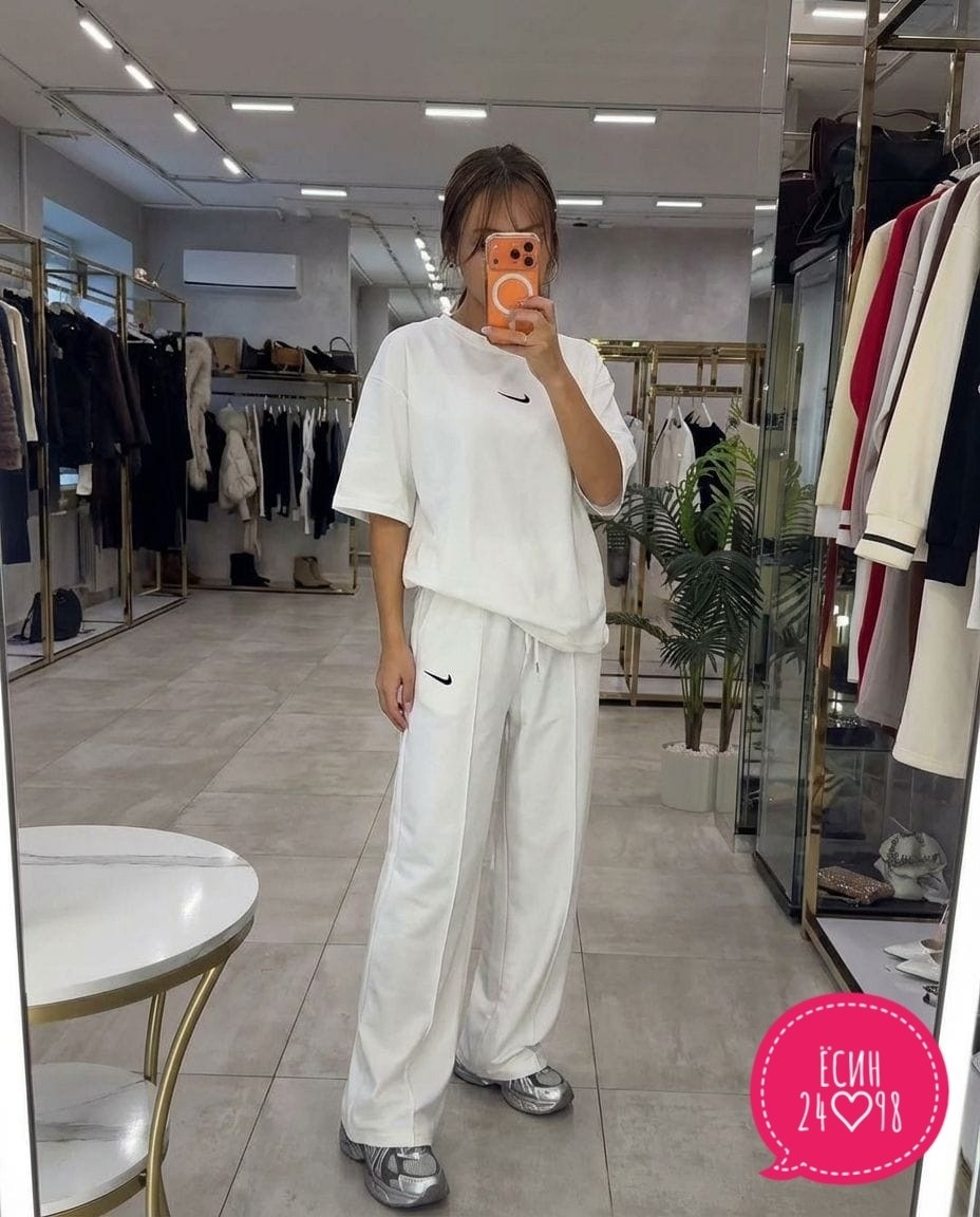 женский спортивный костюм adidas,костюм женский,костюм спортивный женский,спортивный костюм adidas,спортивный костюм