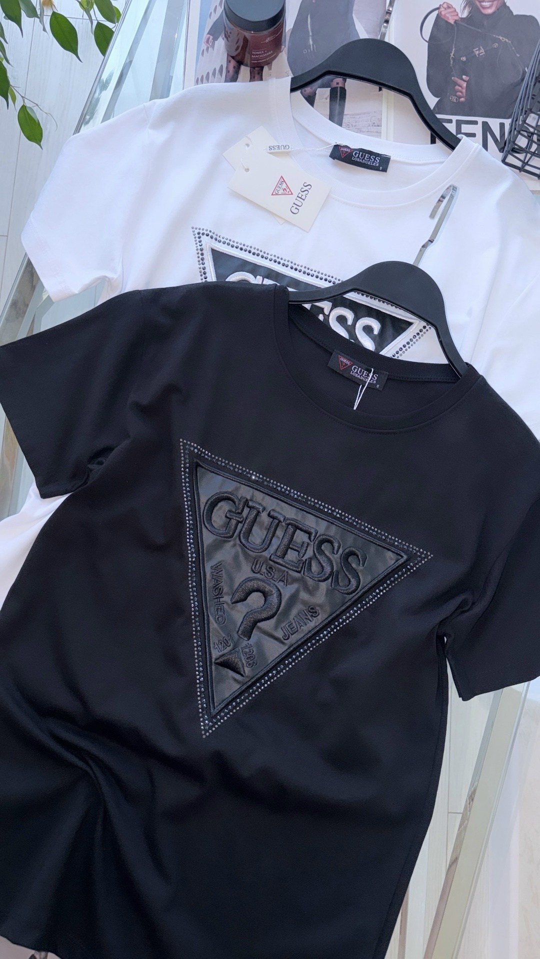 женские футболки guess,футболка guess,футболка с принтом guess,мужские футболки guess,футболка guess белый