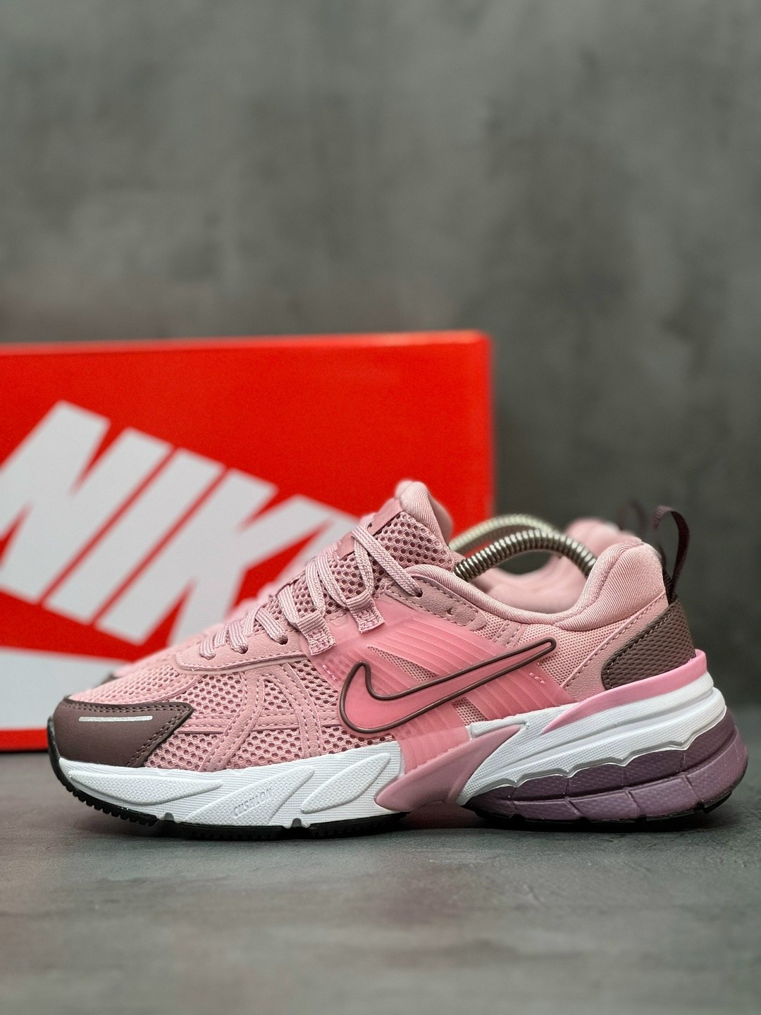 кроссовки,кроссовки nike,спортивная ,женские кроссовки nike,женские кроссовки
