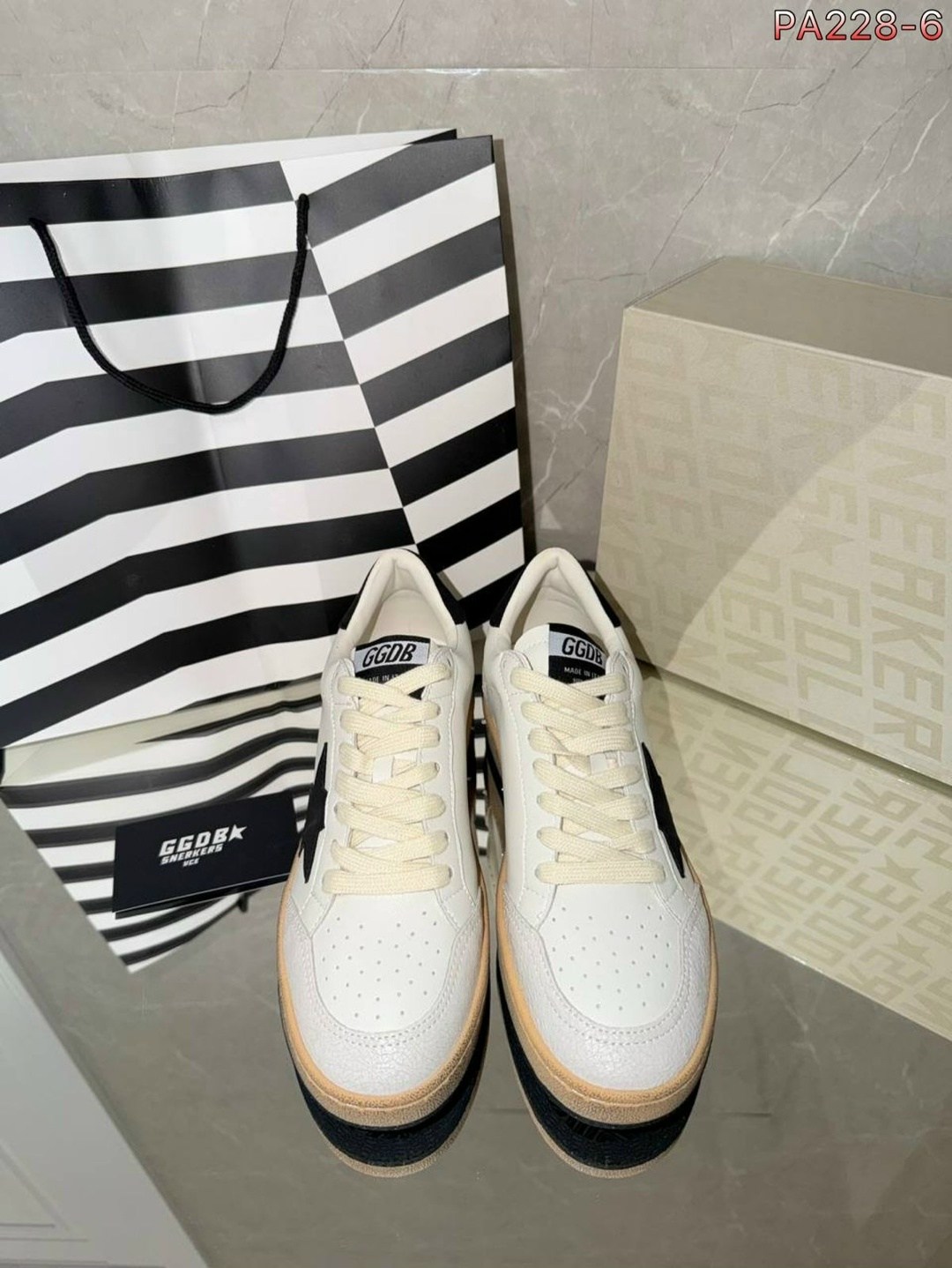 ,женские кроссовки,кроссовки golden goose,спортивная , женская