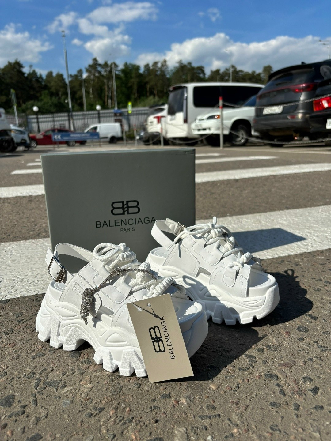 сандалии balenciaga,босоножки balenciaga,кроссовки женские balenciaga,босоножки баленсиага balenciaga,сандалии balenciaga женские