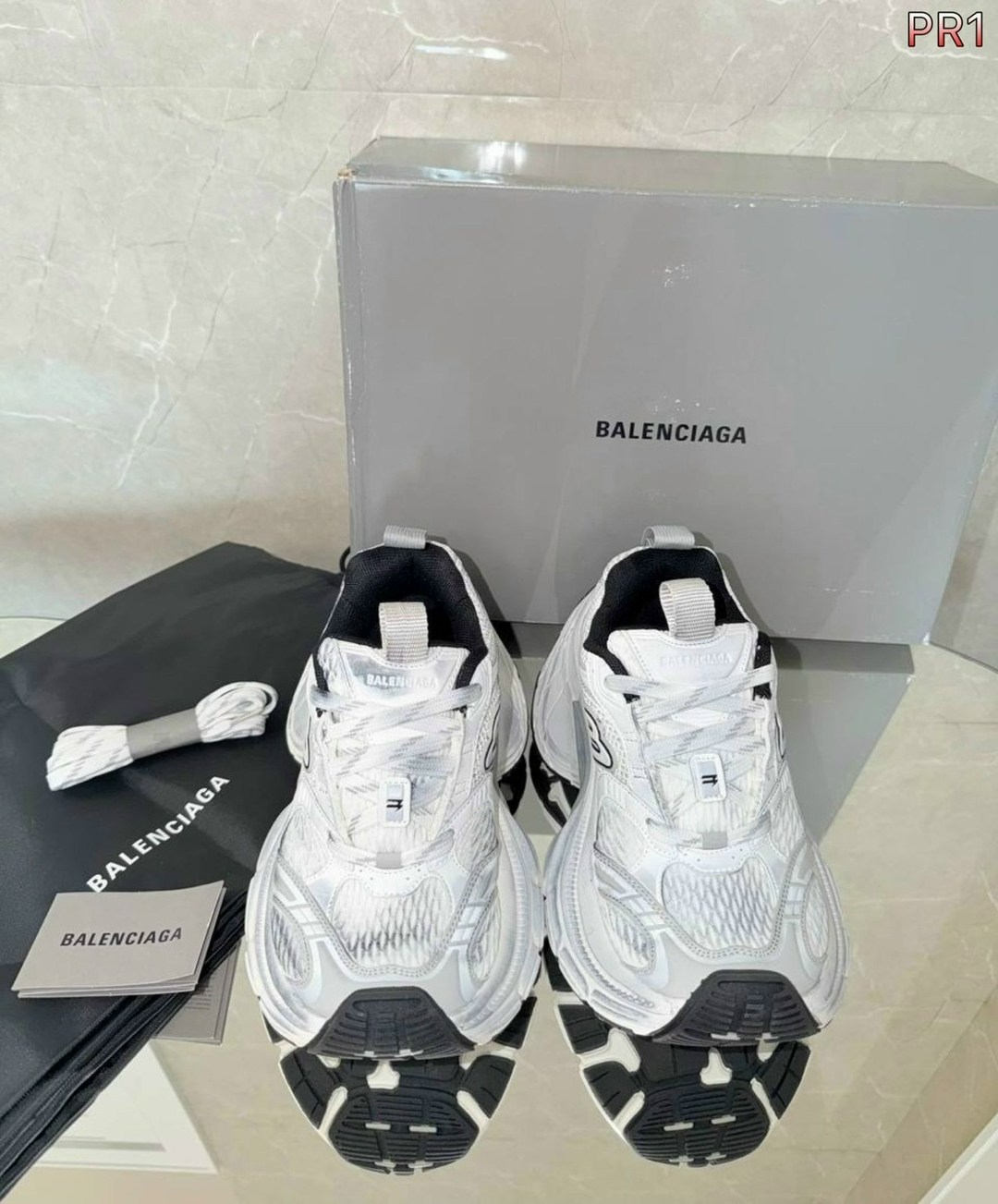 кроссовки женские balenciaga,balenciaga кроссовки,кроссовки женские balenciaga balenciaga цвет белый,кроссовки balenciaga на высокой подошве арт. р135,кроссовки на высокой подошве balenciaga