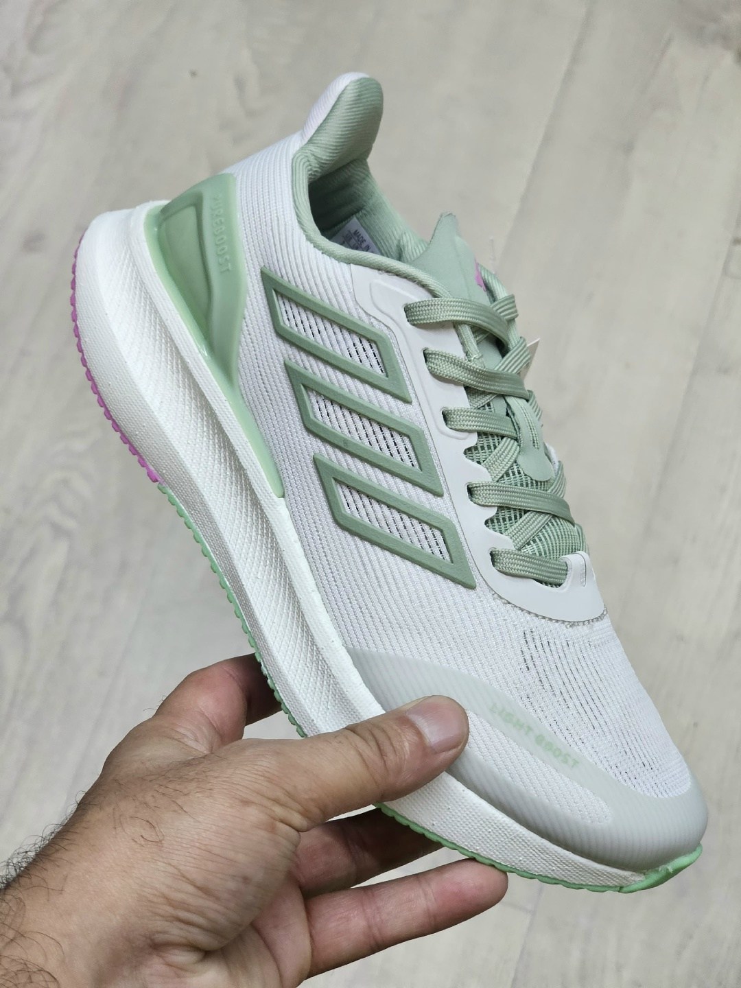 кроссовки женские adidas,adidas кроссовки,кроссовки,беговые кроссовки adidas,кроссовки adidas ultrabounce