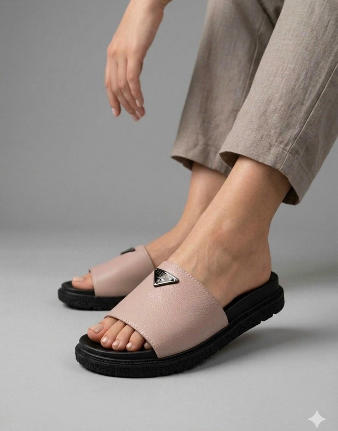 ,шлепки прада,шлепанцы prada,мужские шлепки,шлепанцы мужские