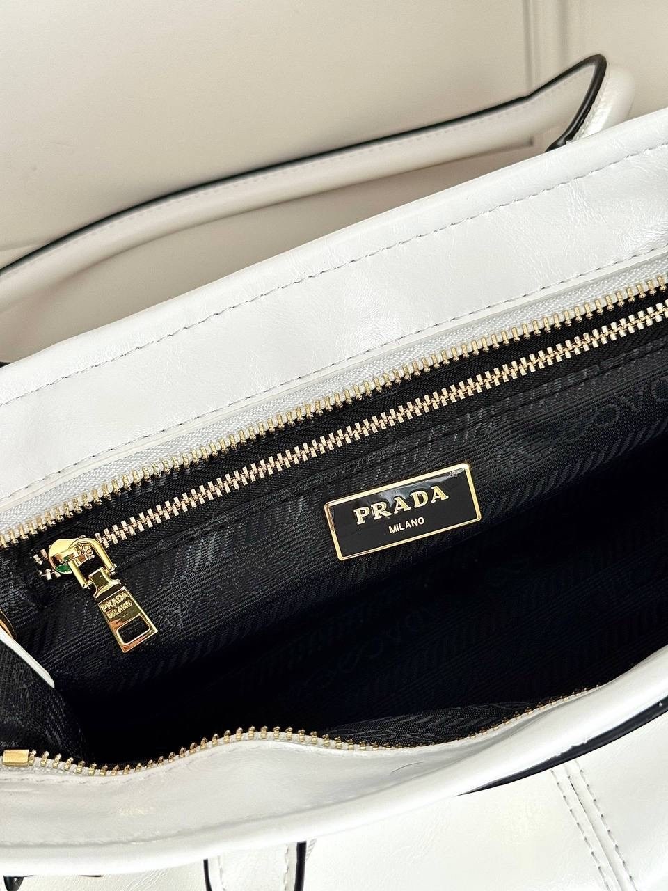 сумки prada,prada сумка женская,сумка,сумка prada белая,модная сумка