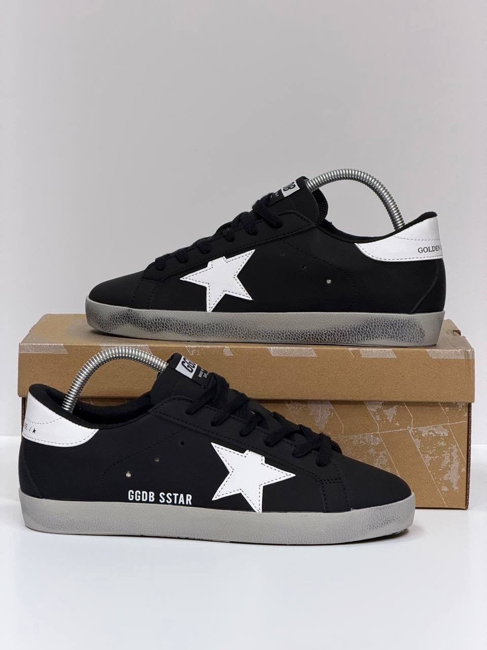 кроссовки golden goose superstar black white,golden goose кеды hi star на платформе черный,кроссовки golden goose,кроссовки golden goose superstar,golden goose superstar кеды мужские