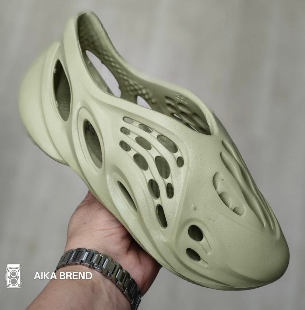adidas yeezy foam runner mxt moon gray,adidas yeezy foam runner,yeezy foam runner,adidas yeezy foam runner mxt moon grey,adidas yeezy foam