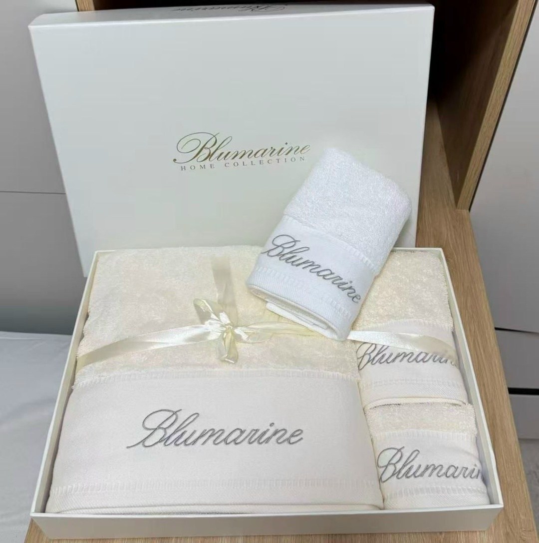 набор полотенец blumarine mademoiselle 2 шт,набор полотенец blumarine,постельное белье блюмарин,постельное белье евро blumarine,комплект из 2 полотенец blumarine