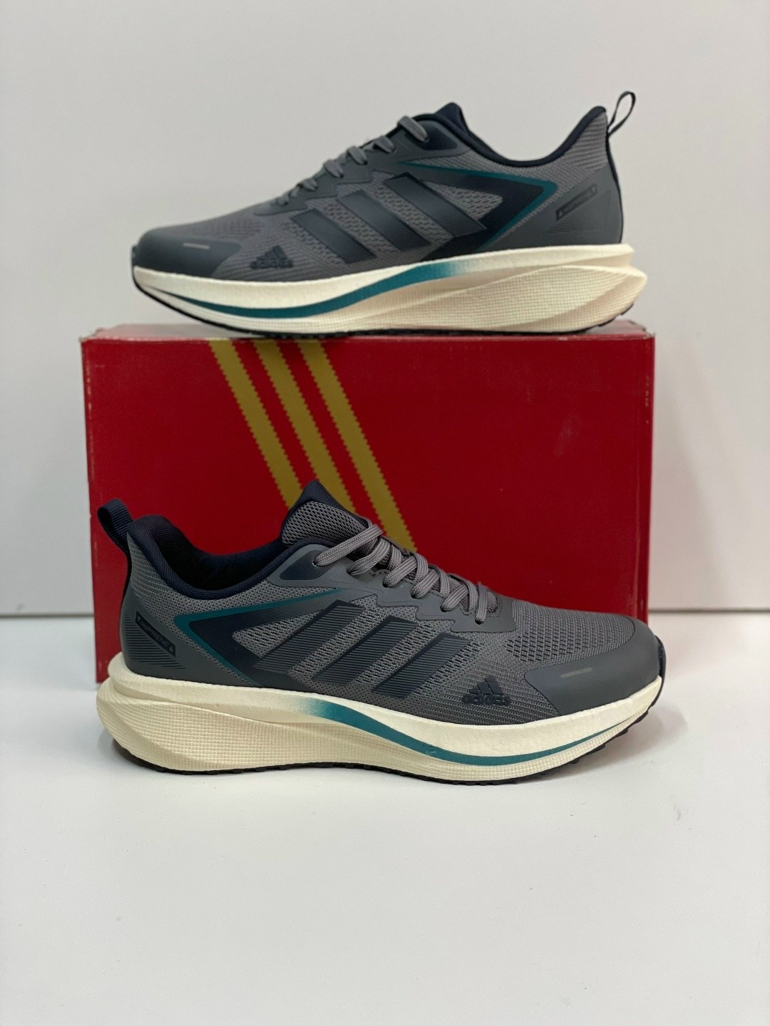 кроссовки adidas,кроссовки мужской adidas,кроссовки,кроссовки для бега,кроссовки адидас