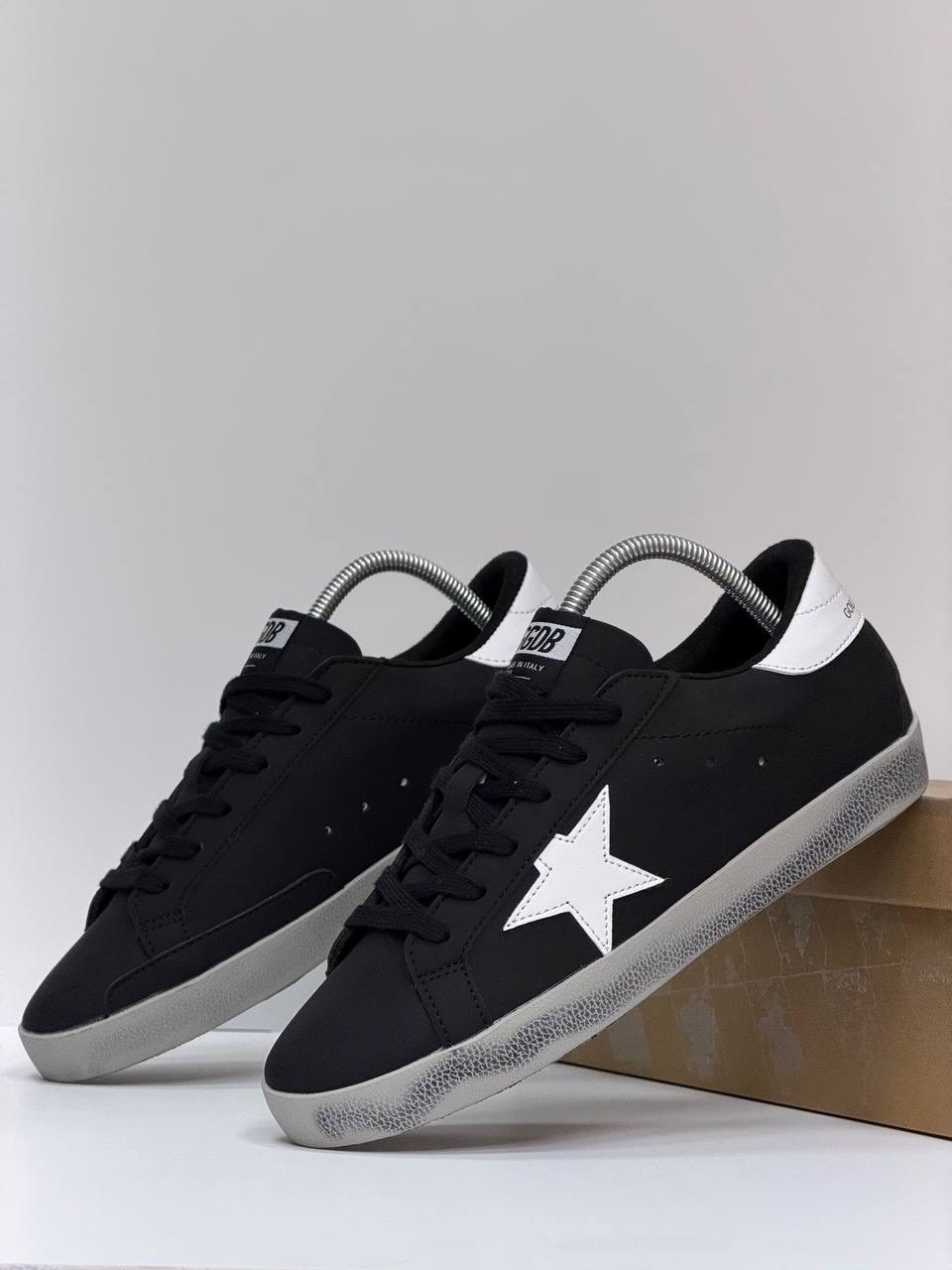 кроссовки golden goose superstar black white,golden goose кеды hi star на платформе черный,кроссовки golden goose,кроссовки golden goose superstar,golden goose superstar кеды мужские