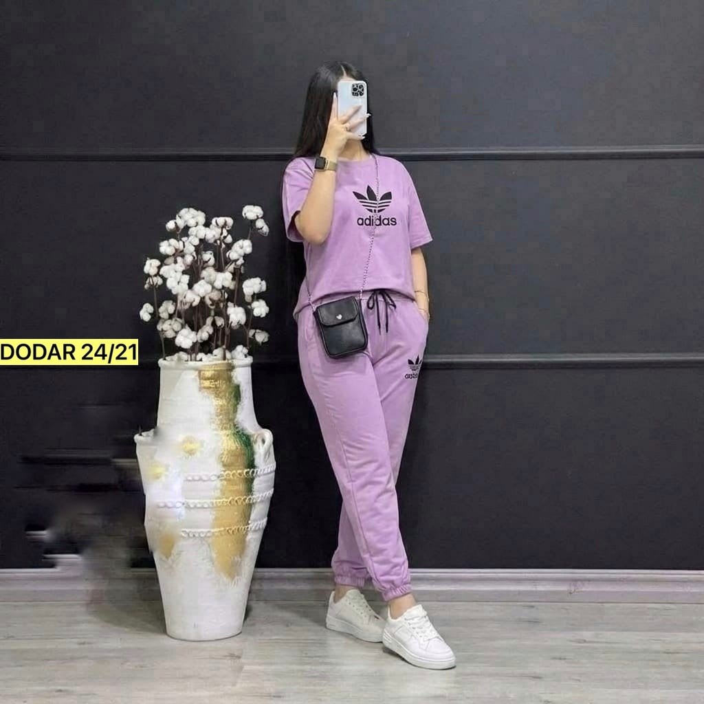 женский спортивный костюм adidas,костюм женский,костюм спортивный женский,спортивный костюм,костюм спортивные женские костюмы
