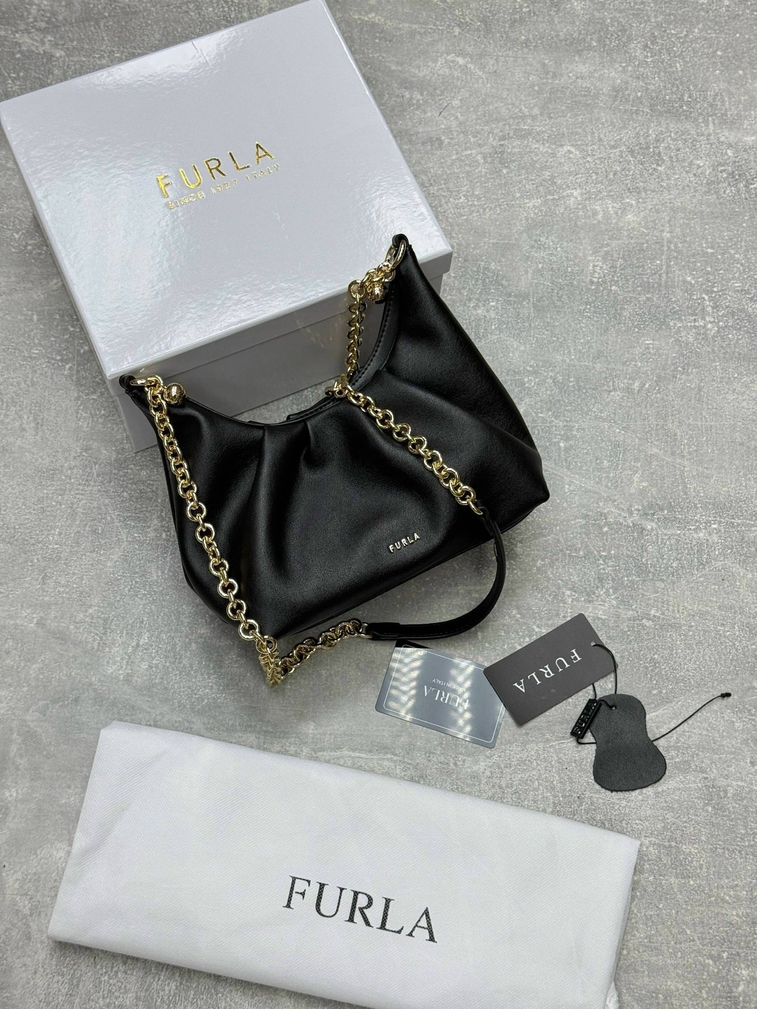сумка furla,сумка через плечо furla,сумка,женская сумка,сумка на плечо