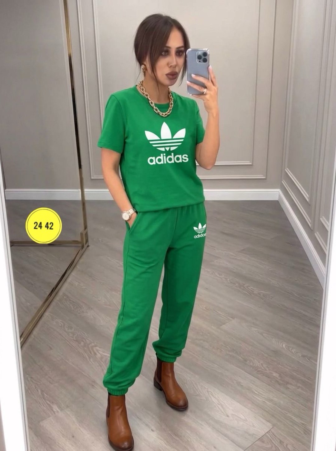 спортивный женский костюм,спортивные костюмы,костюм женский,костюм adidas,adidas костюм спортивный