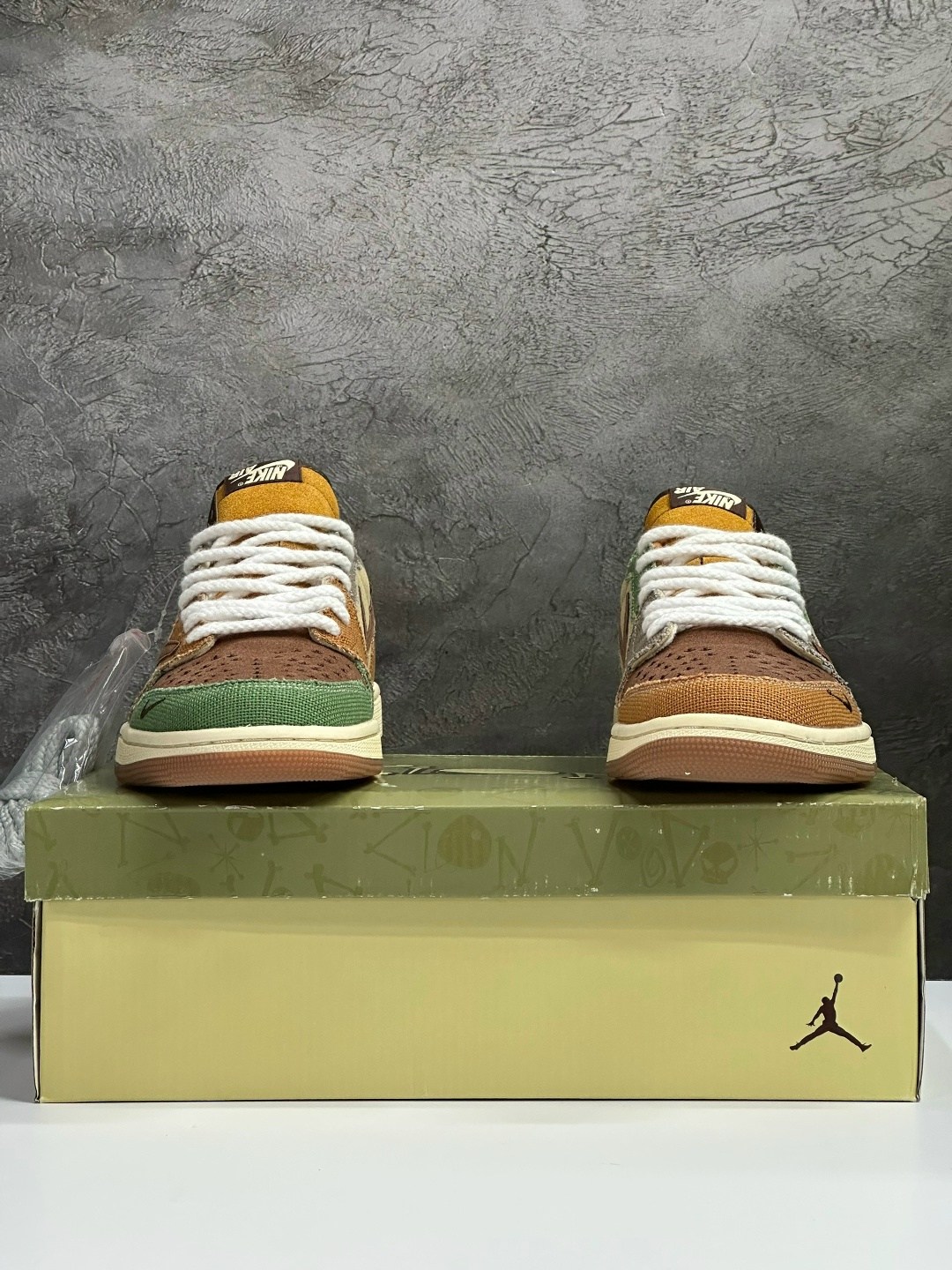 кроссовки nike air jordan 1 low voodoo кеды низкие вуду,кроссовки nike air jordan 1 low voodoo,zion williamson x air jordan 1 low og "voodoo",кроссовки nike air jordan 1 low og voodoo,кроссовки nike a