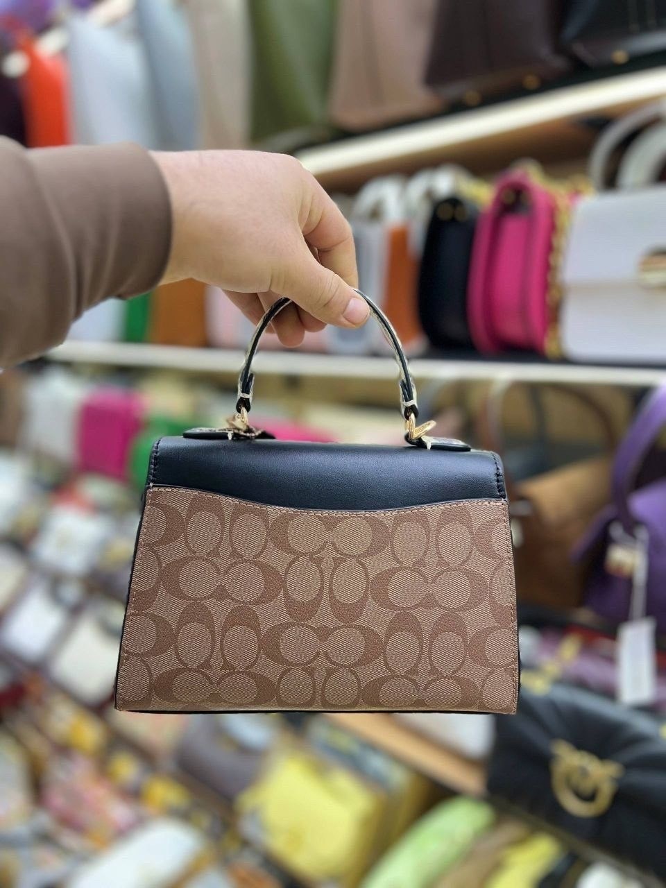 женская сумка coach,сумка coach,сумка на плечо coach,сумка,женская сумка в стиле coach