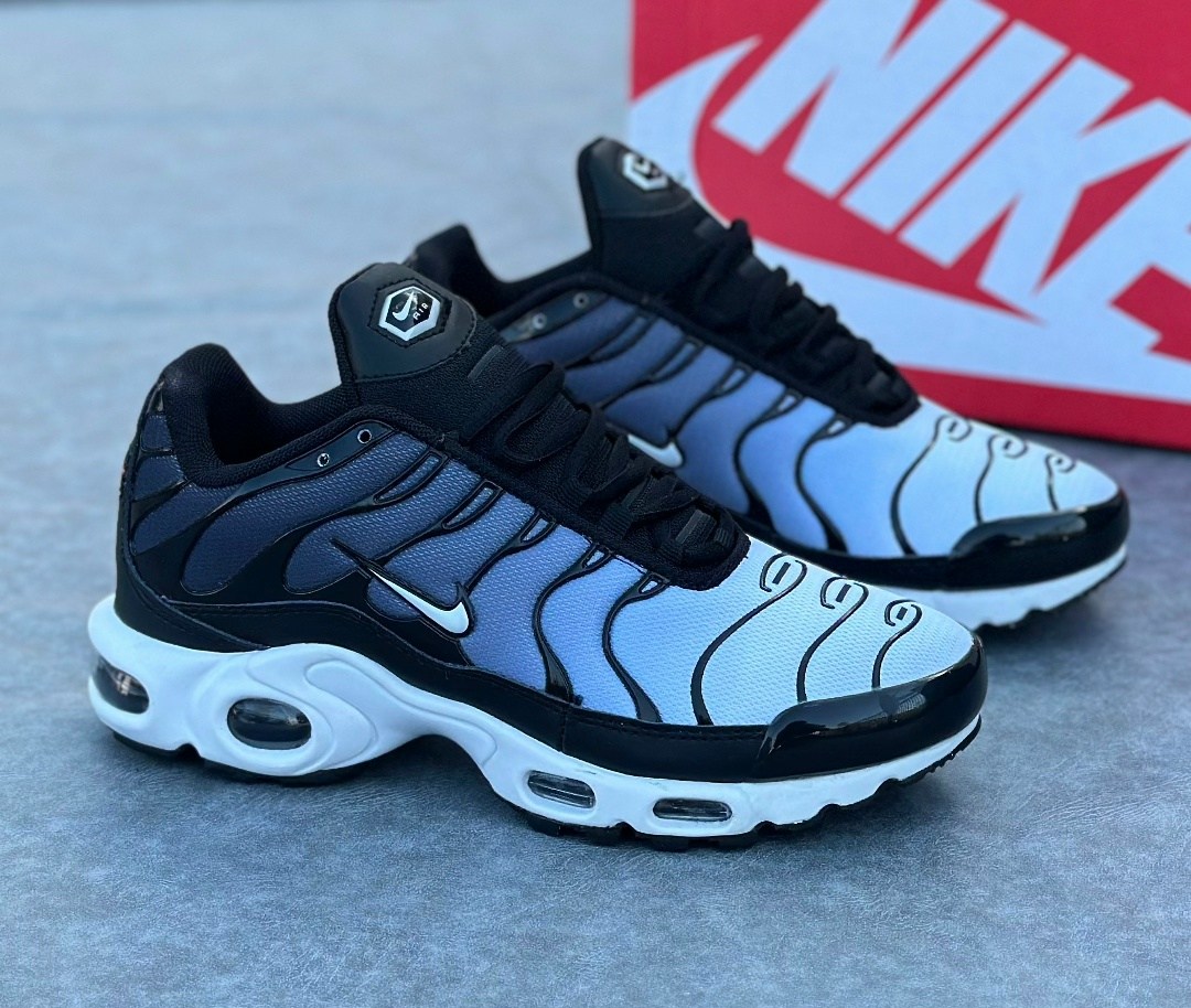 кроссовки nike air max tn plus,nike air max plus tn,кроссовки,кроссовки nike air max plus tn grey black,кроссовки nike air max tn plus ultra белые с серым