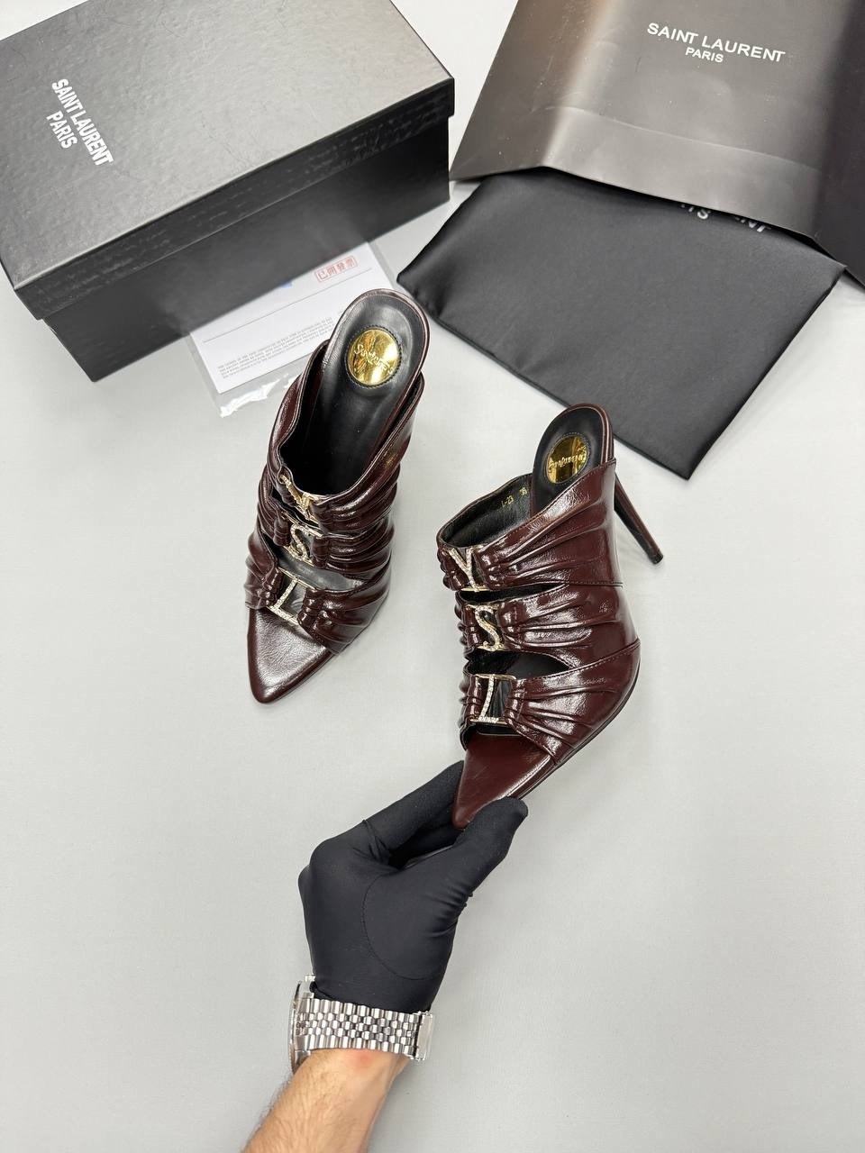 ,кожаные мюли,женская ,босоножки yves saint laurent,каблуки туфли