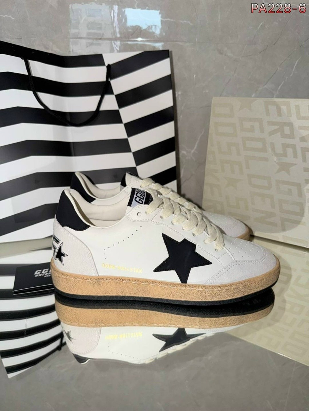 ,женские кроссовки,кроссовки golden goose,спортивная , женская
