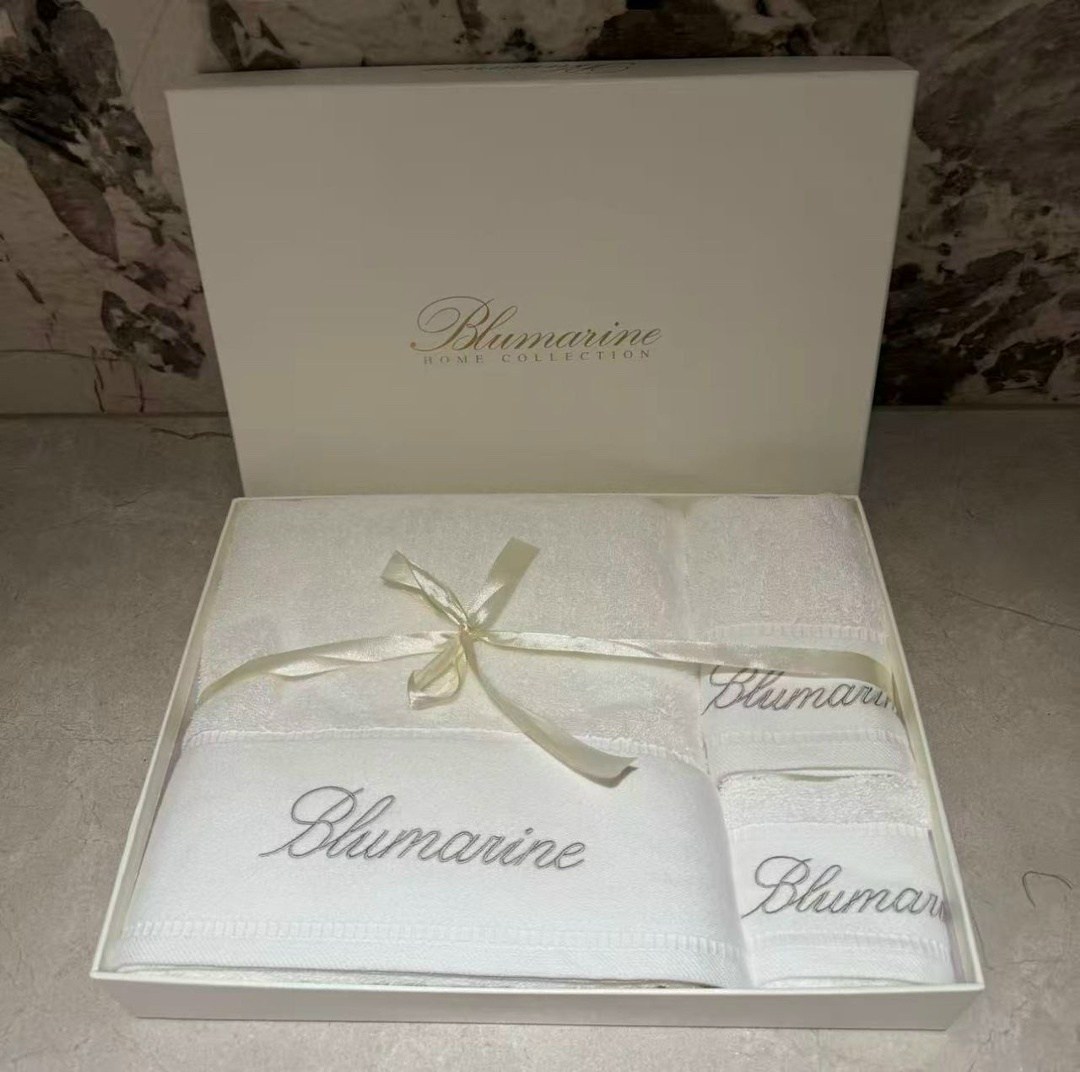 набор полотенец blumarine mademoiselle 2 шт,набор полотенец blumarine,постельное белье блюмарин,постельное белье евро blumarine,комплект из 2 полотенец blumarine