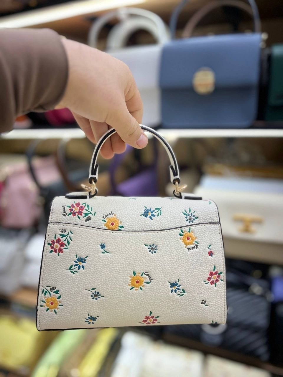женская сумка coach,сумка coach,сумка на плечо coach,сумка,женская сумка в стиле coach