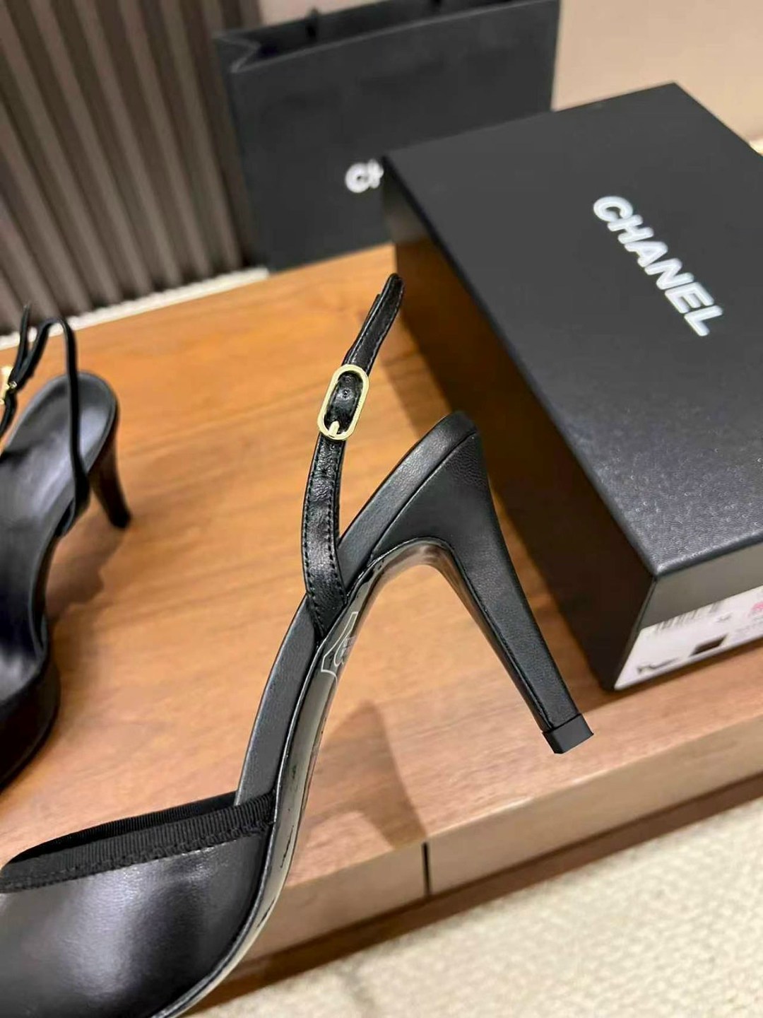 босоножки chanel,туфли chanel,шанель туфли и босоножки,,туфли шанель