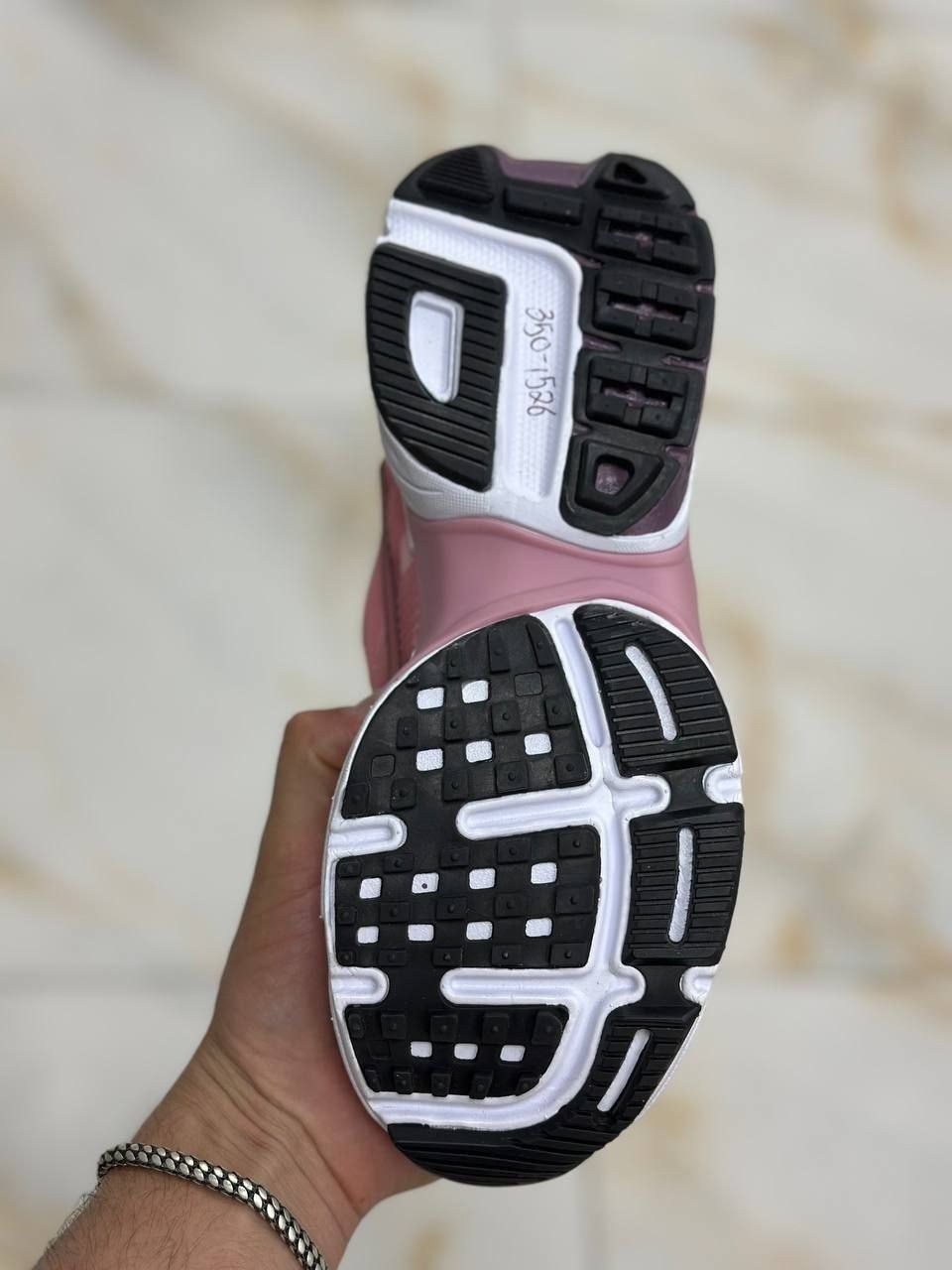 женские кроссовки nike,кроссовки,кроссовки nike,спортивная ,женские кроссовки
