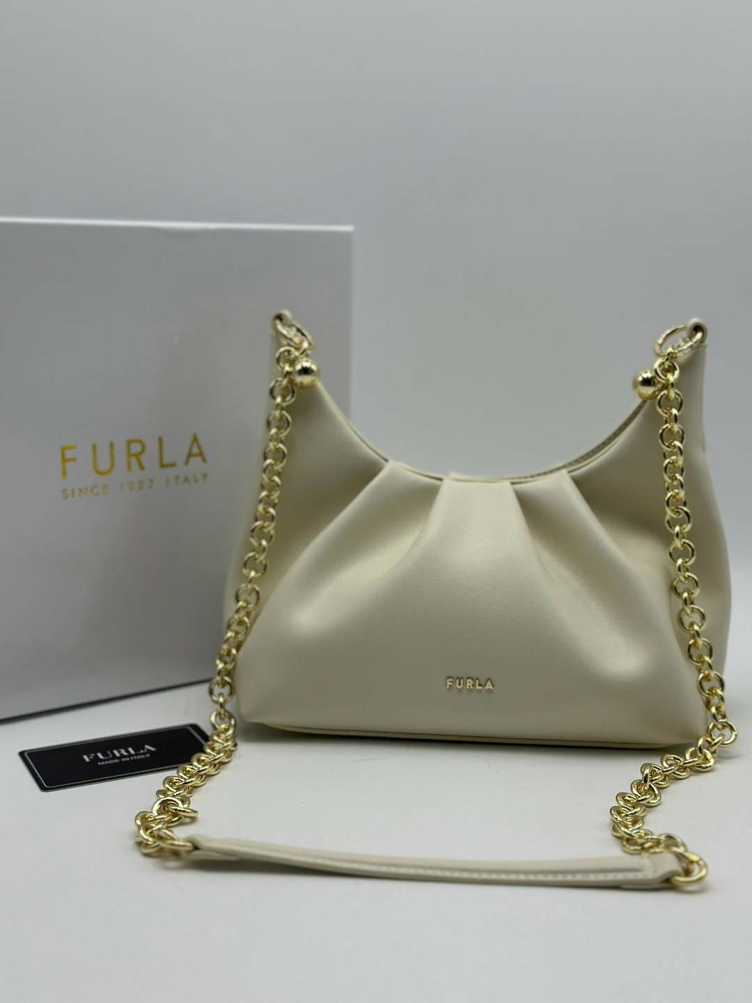 женская сумка furla,сумка,сумки аксессуары,женская сумка,сумка на плечо