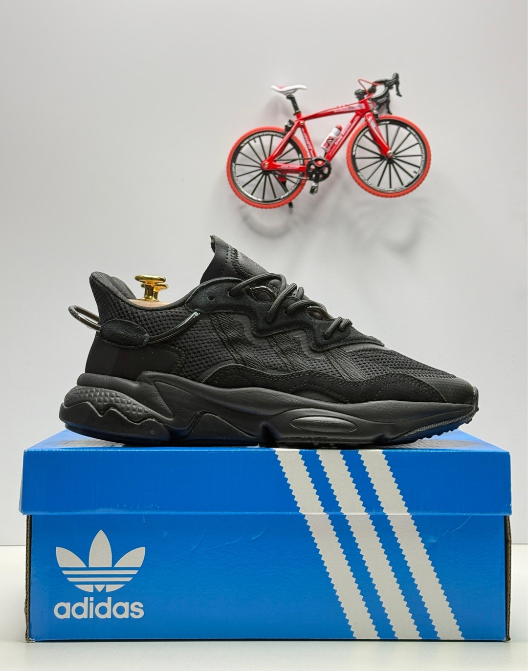 кроссовки мужские adidas ozweego,кроссовки adidas ozweego,кроссовки adidas мужские,adidas кроссовки,кроссовки