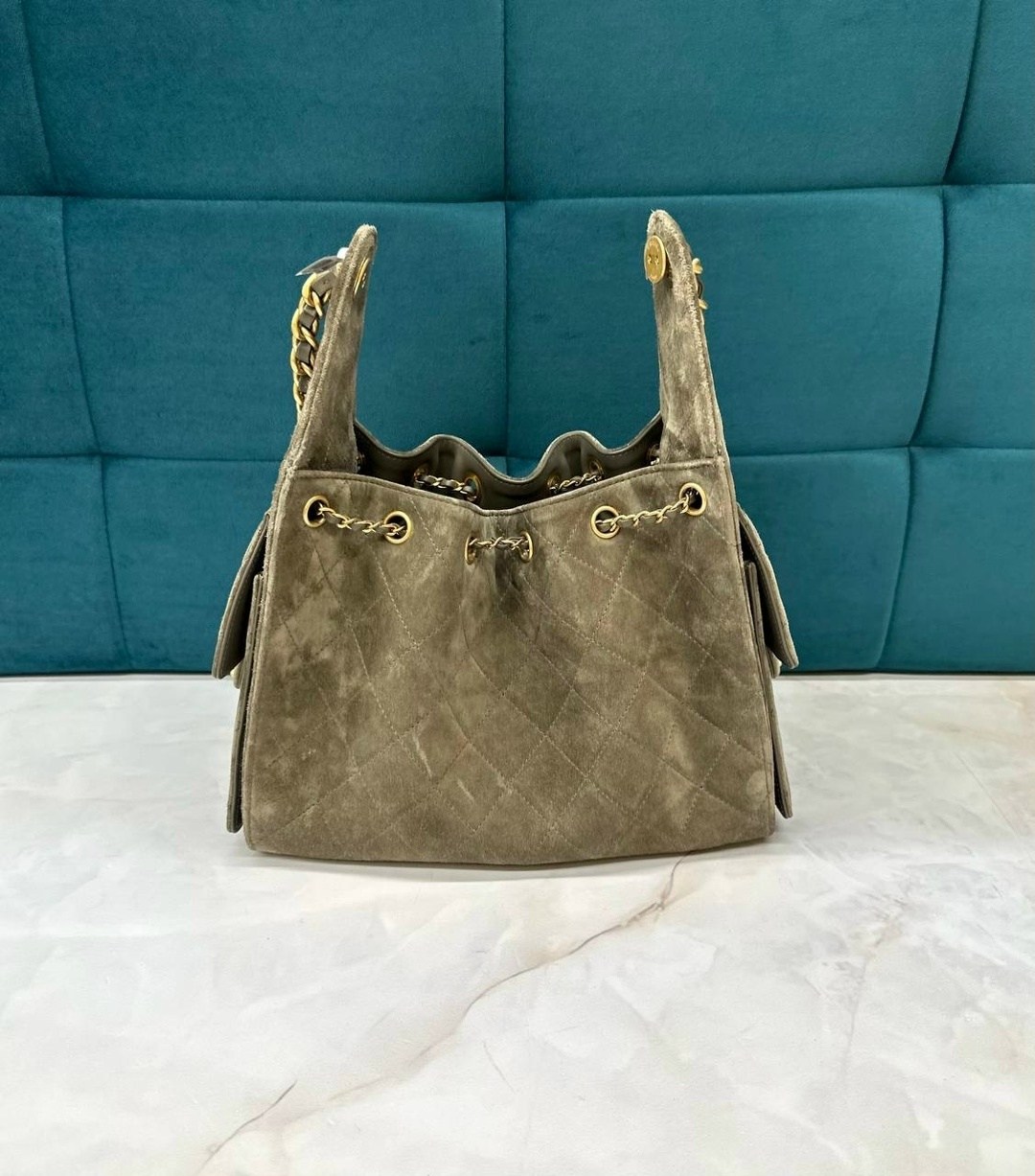 замшевая сумка chanel 25 medium бежевая,сумка женская chanel,сумка chanel,женская замшевая сумка chanel 25 small,серая замшевая сумка chanel 25 small