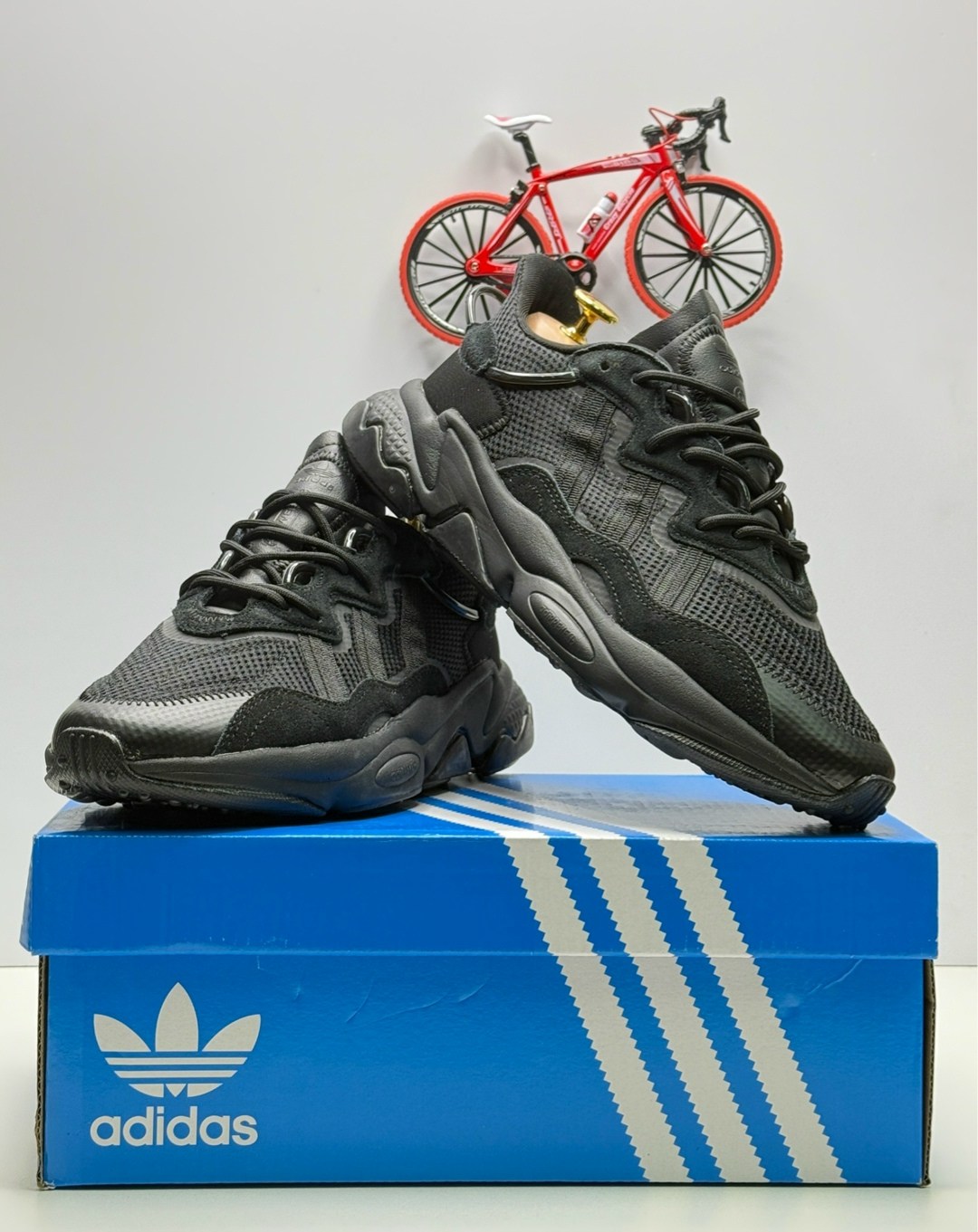 кроссовки мужские adidas ozweego,кроссовки adidas ozweego,кроссовки adidas мужские,adidas кроссовки,кроссовки
