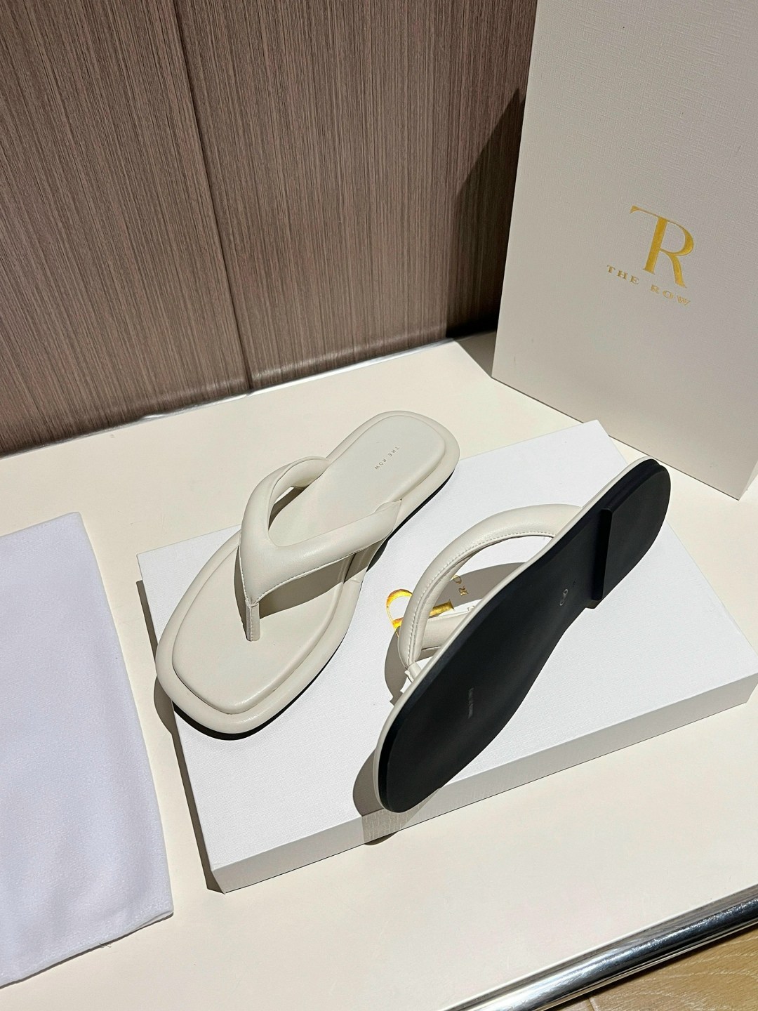 шлепанцы the row,женские шлепанцы,шлепки женские,,the row