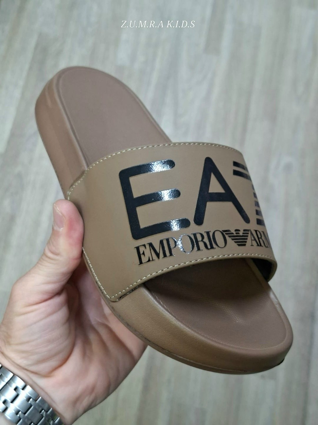 шлепки ea7 мужские,emporio armani шлепки мужские,тапки армани мужские,мужские шлепанцы,черные шлепанцы