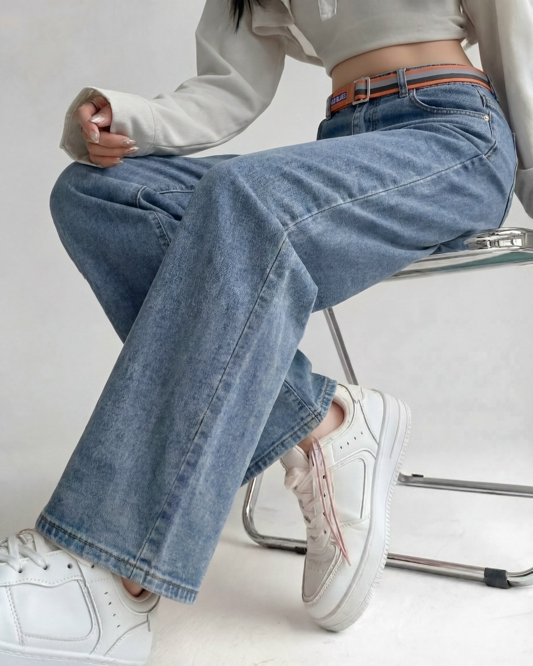джинсы женские,джинсы,джинсы с поясом,прямые джинсы,модные джинсы