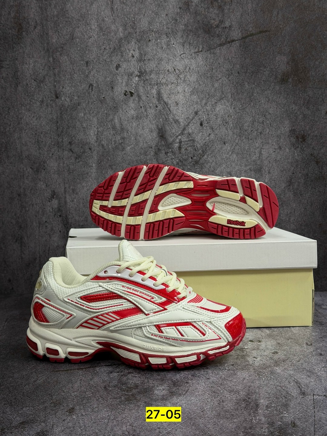 кроссовки reebok,кроссовки мужские женские,спортивная ,женские кроссовки balenciaga,классические кроссовки