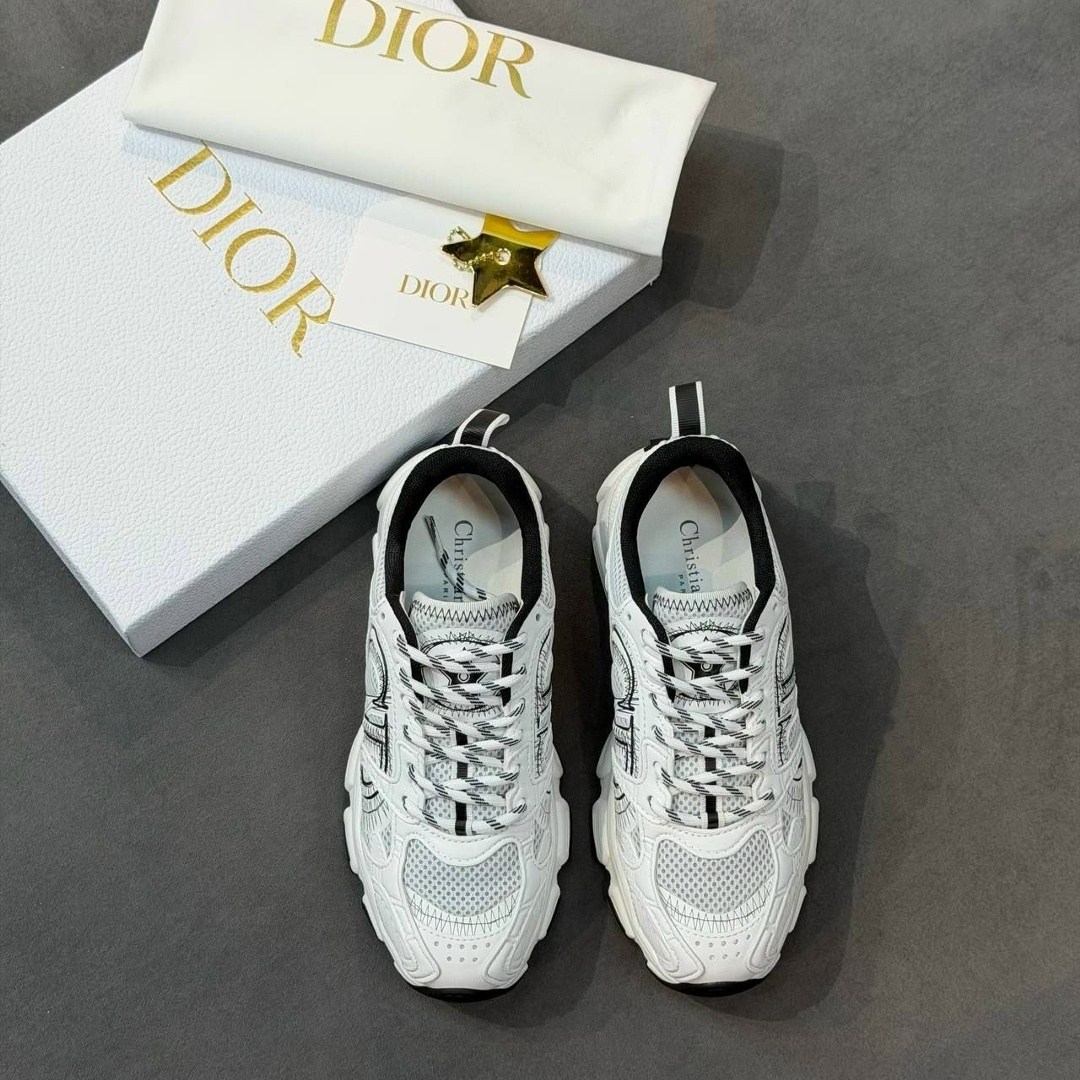 женские кроссовки dior chrono premium white grey,dior кроссовки,кроссовки dior женские,диор кроссовки женские,диор кроссовки