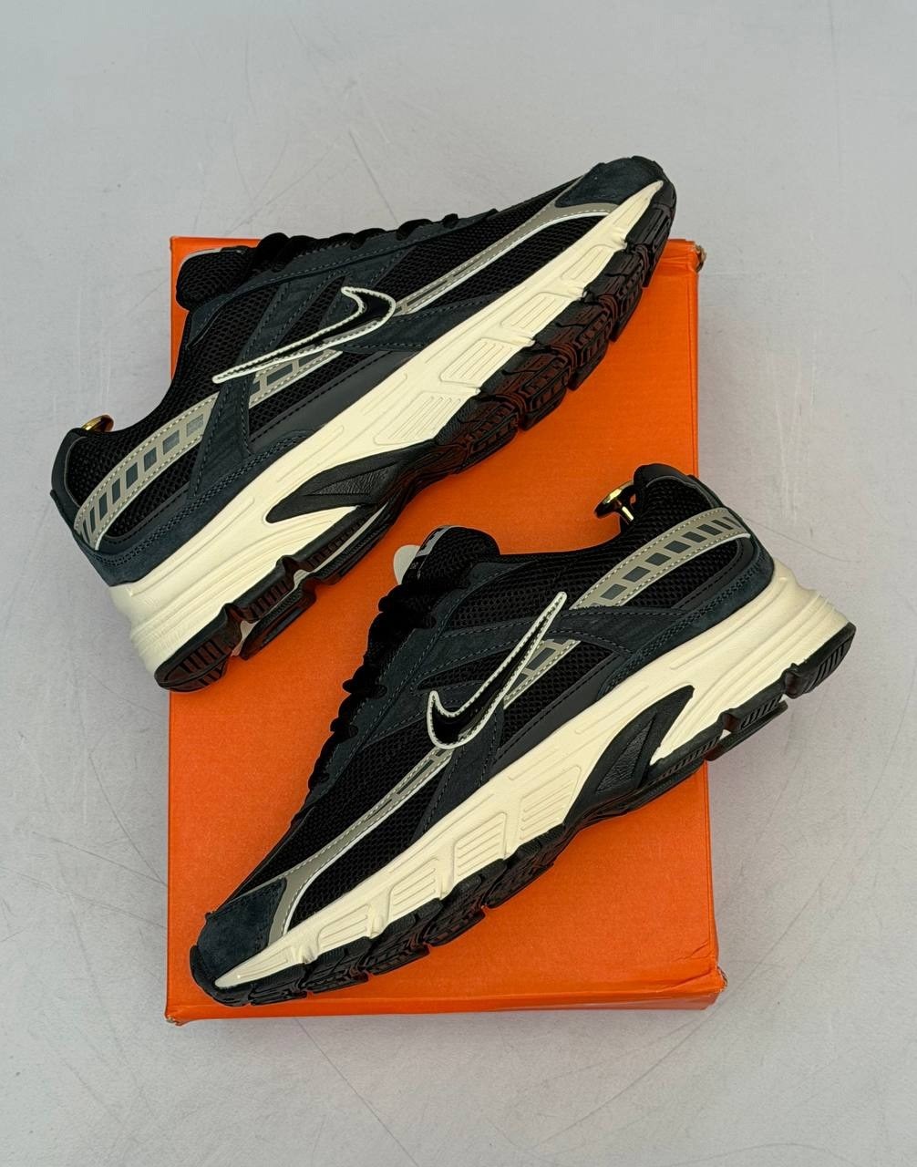кроссовки wmns initiator ib4339 nike бежевый,кроссовки nike initiator,кроссовки,кроссовки nike,nike initiator