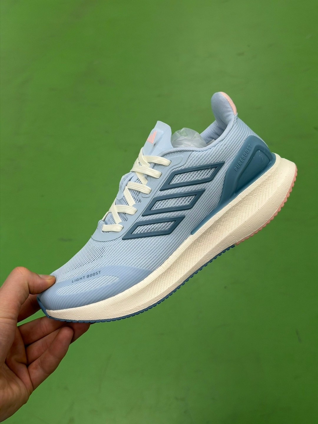 кроссовки adidas,кроссовки мужские adidas,дышащие кроссовки адидас,кроссовки,кроссовки адидас новая коллекция 2026