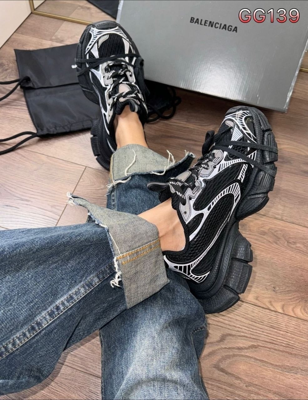 кроссовки balenciaga 3xl worn-out black white,кроссовки женские balenciaga,кроссовки balenciaga,кроссовки balenciaga 3xl чёрн,кроссовки мужские balenciaga b-cross16-07 черные 39 ru