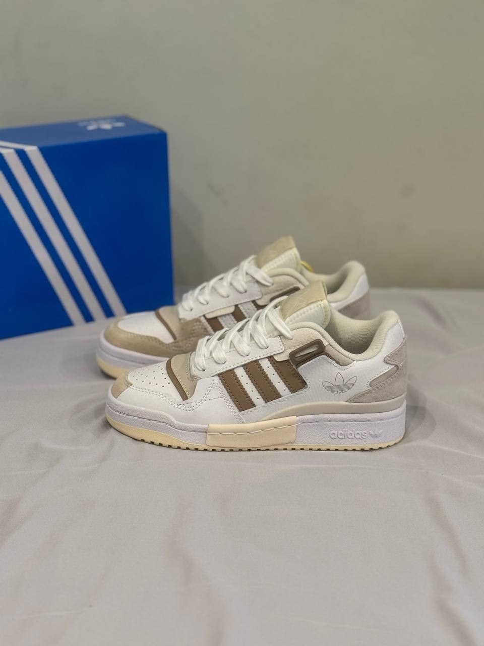 кроссовки адидас коричневые,кроссовки adidas,,кроссовки adidas original,адидас кроссовки