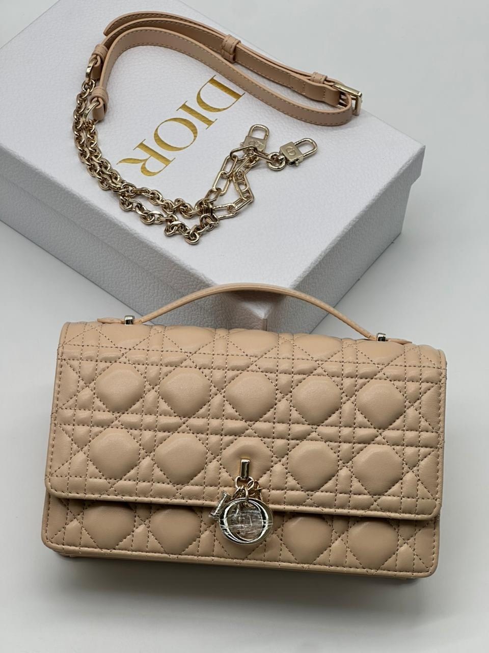 сумка женская dior,сумки dior,сумочка диор,сумка диор бежевая,cумка christian dior