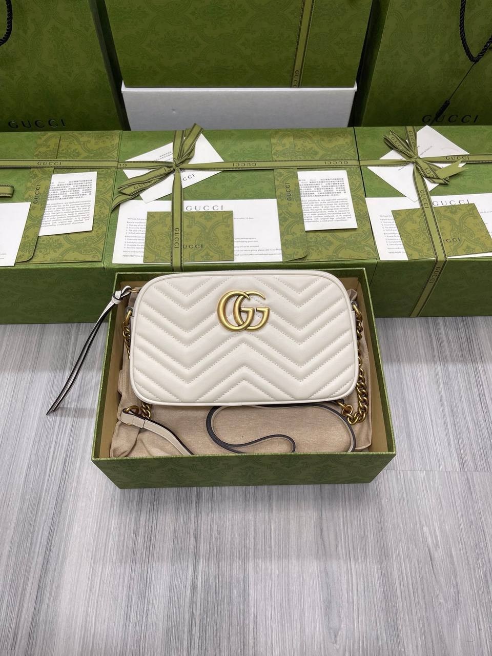 сумки gucci,сумка гуччи кросс боди,gucci сумка на плечо,сумка через плечо gucci,мини сумка gucci