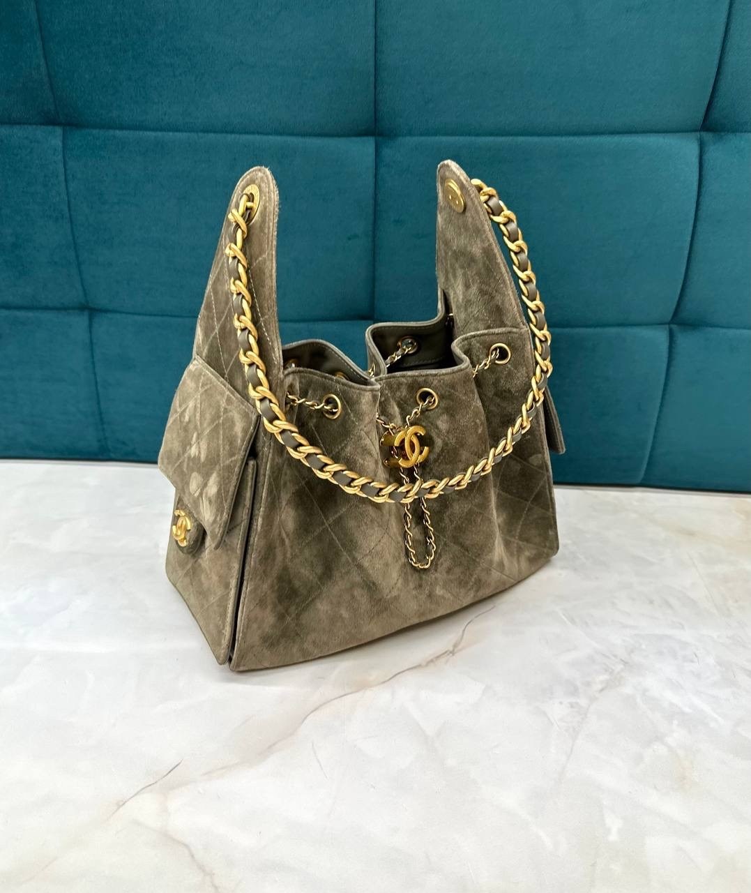 замшевая сумка chanel 25 medium бежевая,сумка женская chanel,сумка chanel,женская замшевая сумка chanel 25 small,серая замшевая сумка chanel 25 small