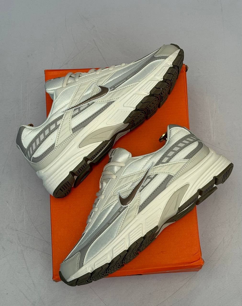 кроссовки wmns initiator ib4339 nike бежевый,кроссовки nike initiator,кроссовки,кроссовки nike,nike initiator