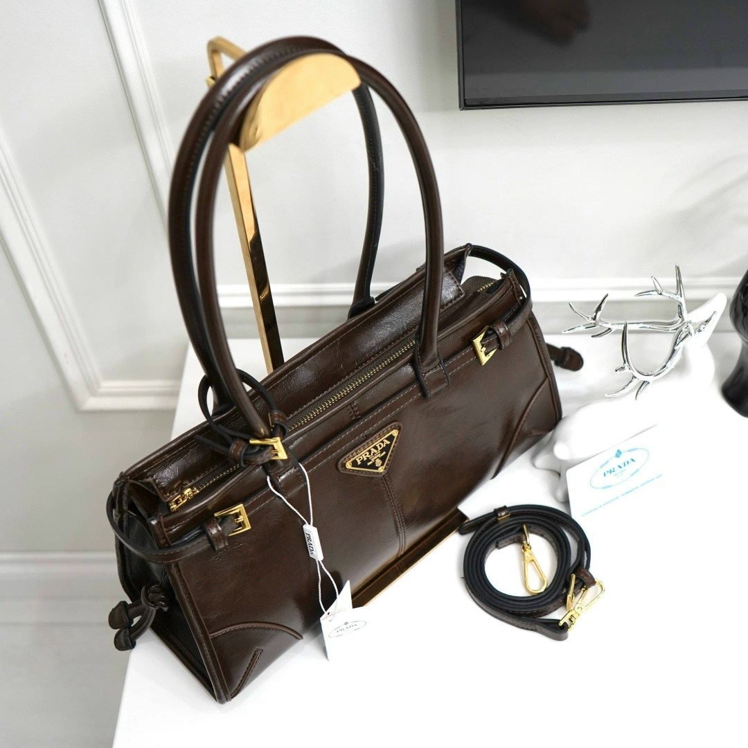 сумка prada натуральная кожа 32-16,сумка женская prada,сумка prada,сумка prada натуральная кожа 38х24,сумка prada из натуральной кожи