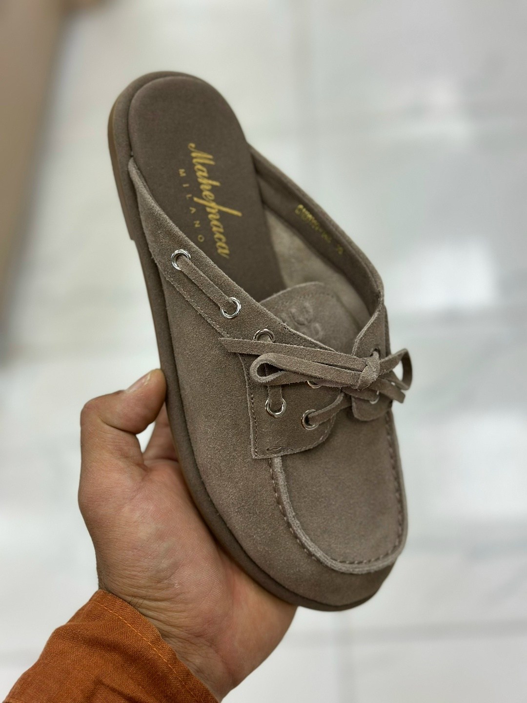 ,loro piana мюли,лоферы loro piana,женские замшевые мюли loro piana бежевые,мюли лоро пиано женские